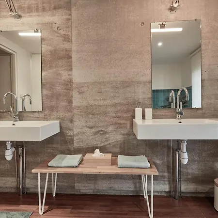 La Porte Rouge Rbx Pensión 3*