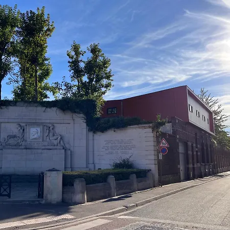 La Porte Rouge Rbx 3*