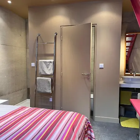 La Porte Rouge Rbx Maison d'hôtes *
