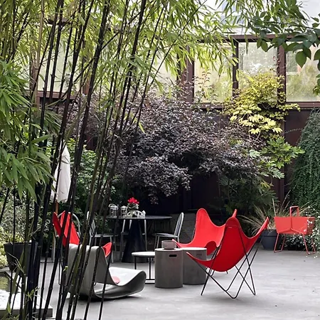 La Porte Rouge Rbx Pensión 3*